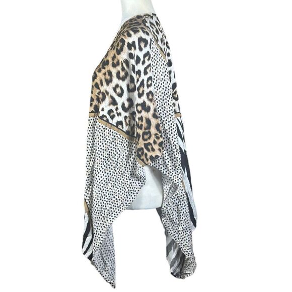 Chico's Animal Patch Cheetah Print Wrap Shawl One size Fits All NWT 📦 - Picture 2 of 10